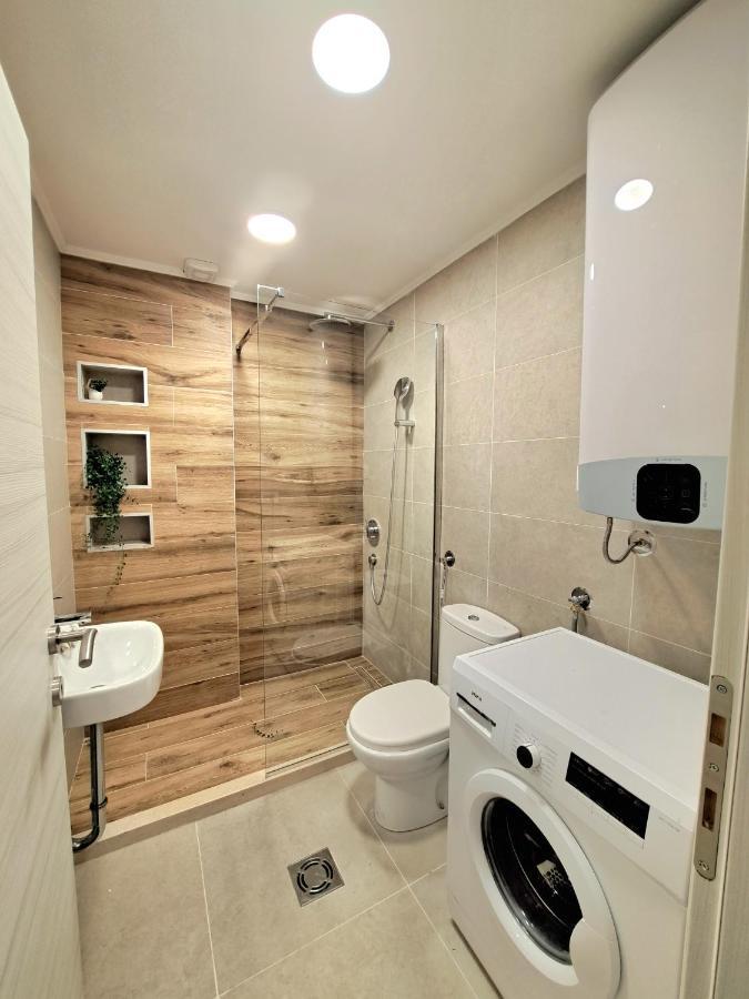 Paun Apartment Kotor Eksteriør bilde