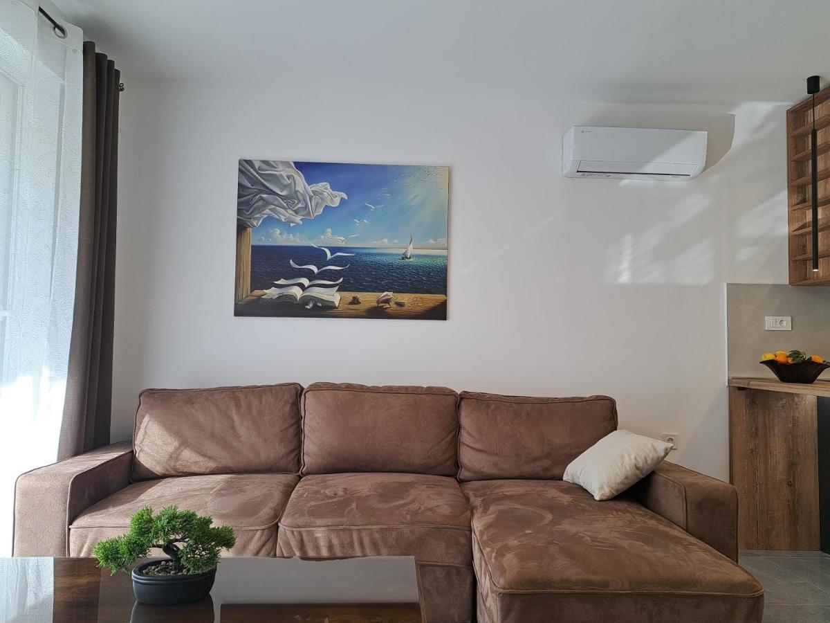 Paun Apartment Kotor Eksteriør bilde