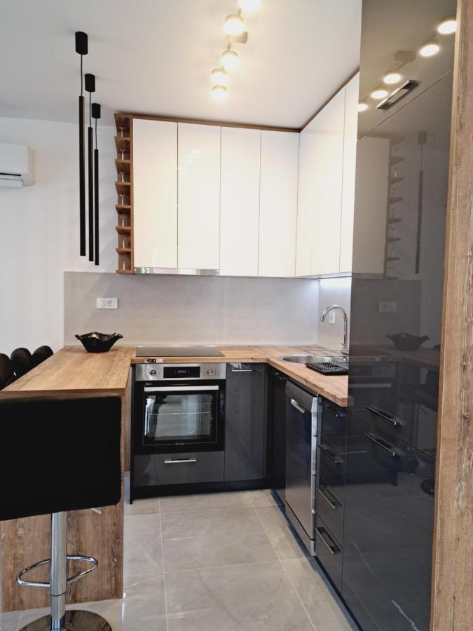 Paun Apartment Kotor Eksteriør bilde